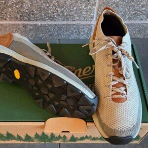 NIB Danner Caprine Low Taupe/Glazed Ginger - Men's 11.5